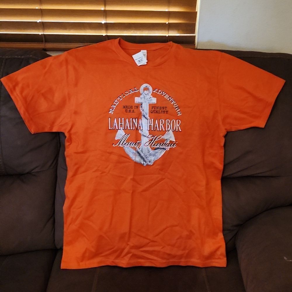 Lahaina Harbor Maui Hawaii T-shirt NWT M